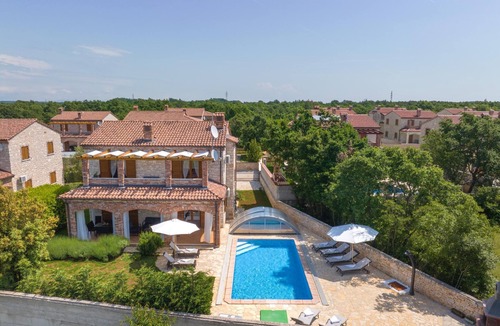 Cabrunici Villa | Villa Wish with heated pool
