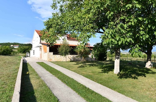 Hrvace Villa | Villa with pool and barbecue terrace