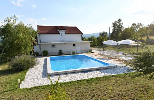 Hrvace Villa | Villa with pool and barbecue terrace