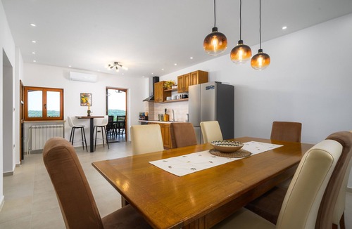 Zamask Villa | Villa Zamask for 7 people near Motovun with jacuzzi & sauna
