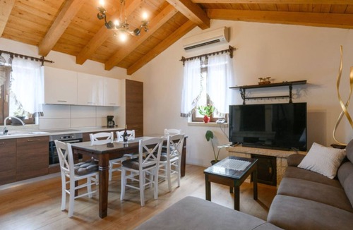 Rojnici Villa | Villa Zebo by Villas Guide