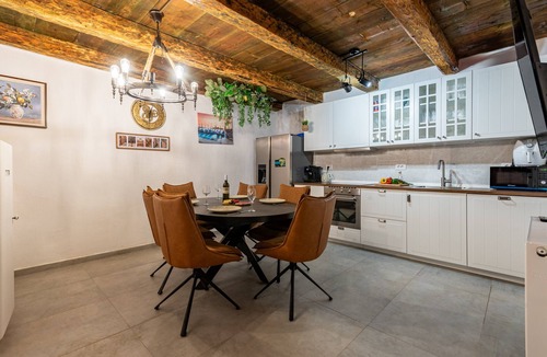 Oklaj Villa | Villa Zvonimir ZadarVillas