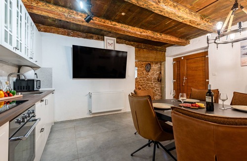 Oklaj Villa | Villa Zvonimir ZadarVillas