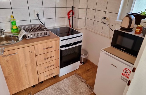 Virovitica Apartment | Virka studio apartment - SELF CHECK IN, Virovitica, Croatia