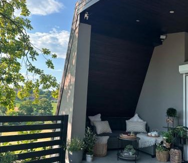 Karlovac House | Vista Verde