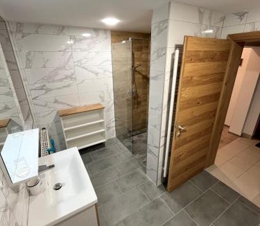 Vidrga Apartment | Weiss Sport & Relax Apartment