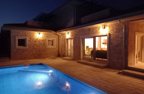 Prkacini Villa | Welcome to Villa Mare Blue, at a charming location close to Rovinj