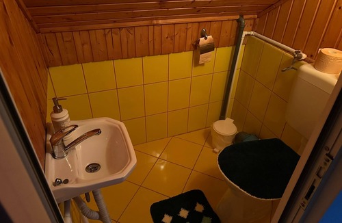 Recea Ski Chalet | Welcoming chalet with WiFi in Dejani - 5 bedrooms available