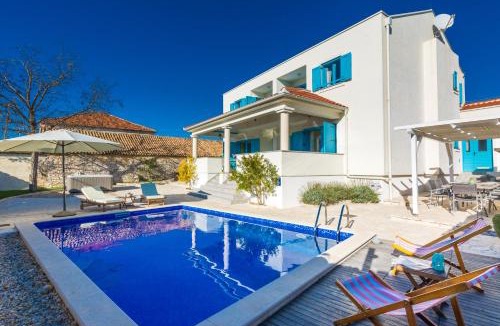 Poljica Villa | Wellness & Spa Villa Spirini Dvori