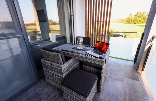 Verzej Apartment | White Mountain Apartments 5min. von der Therme Banovci Entfernt
