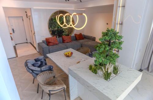Eforie Apartment | White Residence
