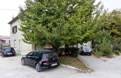Sinj Apartment | Wild