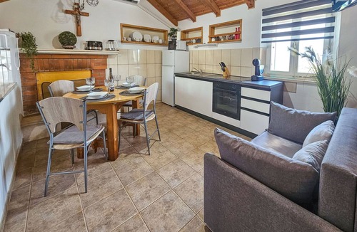 Praznica House | Wonderful private villa for 5 people with private pool, A/C, WIFI, TV, terrace and panoramic view
