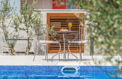 Brodarica House | Wonderful private villa for 4 people with pool, WIFI, A/C, TV and terrace