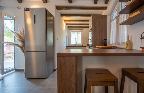 Artatore House | Wonderful private villa for 12 people with WIFI, hot tub, A/C, TV and patio