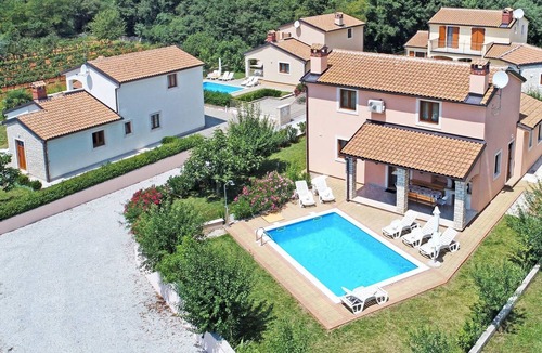 Mofardini House | Wonderful private villa with WIFI, A/C, private pool, TV, terrace, pets allowed and parking