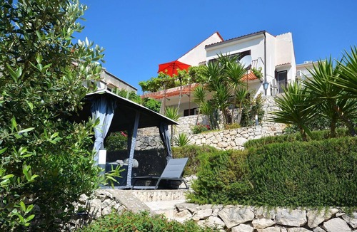 Businci House | Wonderful private villa for 7 guests with WIFI, A/C, TV, terrace and pets allowed