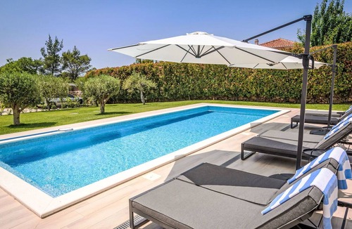 Sibenik House | Wonderful private villa with private pool, hot tub, A/C, WIFI, TV, terrace and pets allowed