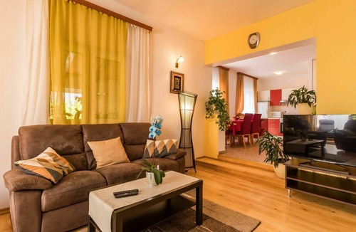 Kastelir-Labinci House | Wonderful private villa with A/C, WIFI, hot tub, private pool, TV, patio and pets allowed