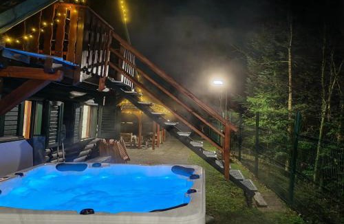 Vidrga House | WoodHouseDream Jakuzzi