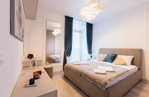 Timisoara Apartment | XCity3 ApArt Hotel - DeLuxe Apartment, Balcony and Private Underground Parking