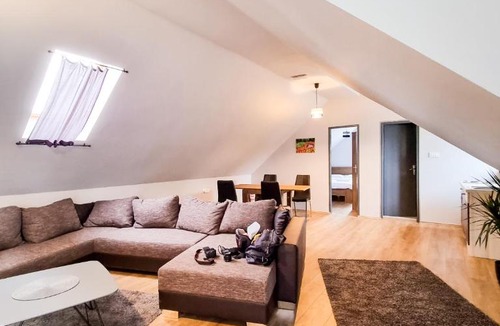 Osijek Apartment | XXL Rooms Osijek