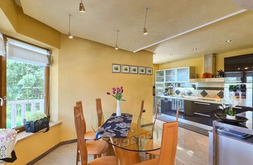 Presika Villa | Your peaceful hideaway above the old town of Labin