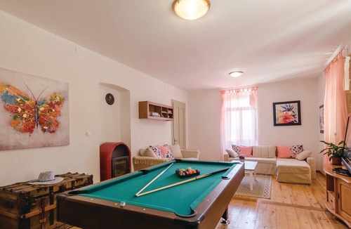 Janjina House | Your vacation can be enjoyed to the fullest in this gorgeous vacation home with pool.