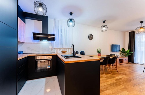 Novi Zagreb Apartment | Zagreb 137 - 2 Bedrooms - Parking - 2 Loggia - New - Apartment - Flexible Keybox Entry - Modern - Monthly Rent - WiFi
