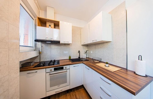 Zagreb Apartment | Zagreb 269 - 2 Bedroom Apartment - Parking - WiFi - Keybox entry - New - Monthly Rent - Modern