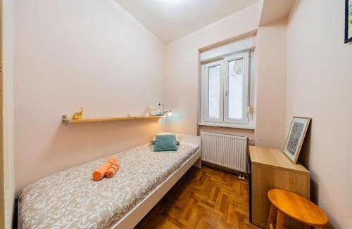 Zagreb Apartment | Zagreb 273 - 2 Bedroom Apartment - WiFi - Keybox entry - New - Monthly Rent - Modern