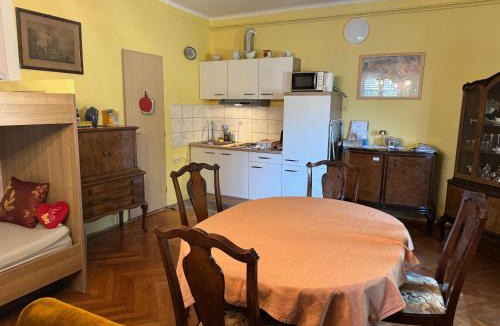 Kraljevica Apartment | Zeleno i plavo