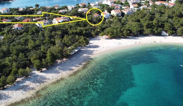 Šimuni holiday home beachfront in Šimuni