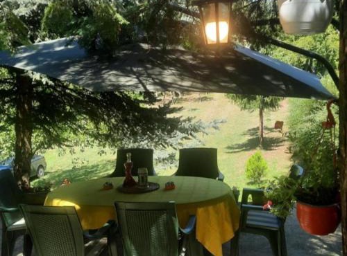 Šumska kuća Atina- Devojački Bunar in Banatski Karlovac