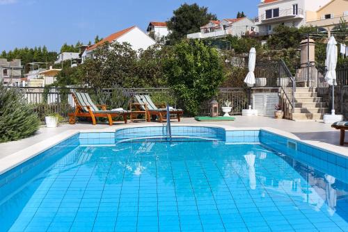 Župa Dubrovačka Guest House- Pool, Free Parking & Near Dubrovnik in Mlini