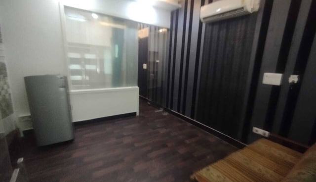 1-bedroom building in serene New Delhi with cool AC in New Delhi
