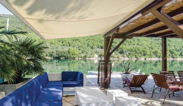 1 bedroom cozy apartment in Ston