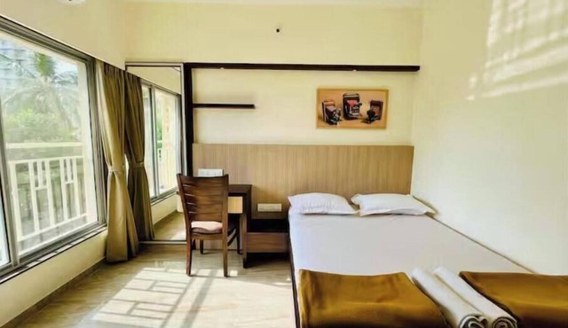 1BHK suite by THE BNB STAY at Malad West in Mumbai