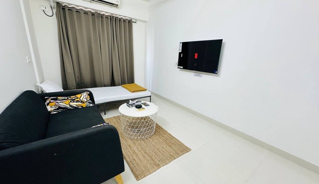 1Br Service apartment 305 Parel by Florastays in Mumbai
