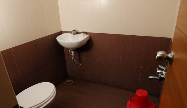 2 Bedroom 2 Bathroom Fully Furnished designer apartment in the heart of T.Nagar in Chennai
