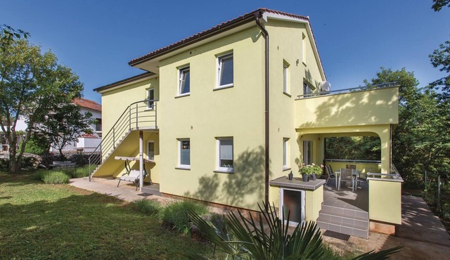 2 bedroom accommodation in Zgaljici