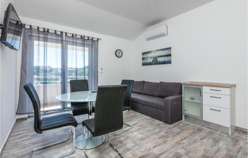 2 Bedroom Amazing Apartment In Split