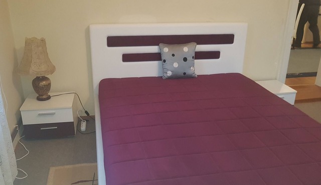 2-bedroom apartment in charming Tuzla with WiFi, AC in Tuzla