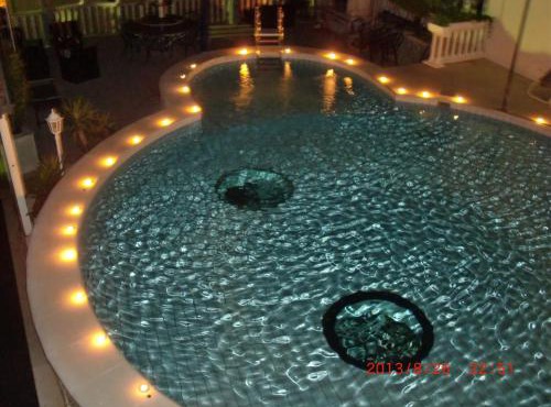 2 bedroom apartment with terrace