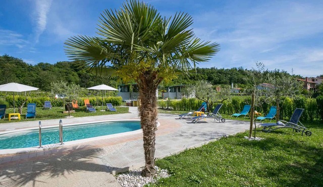 2 bedroom awesome (sta)caravan in Labin