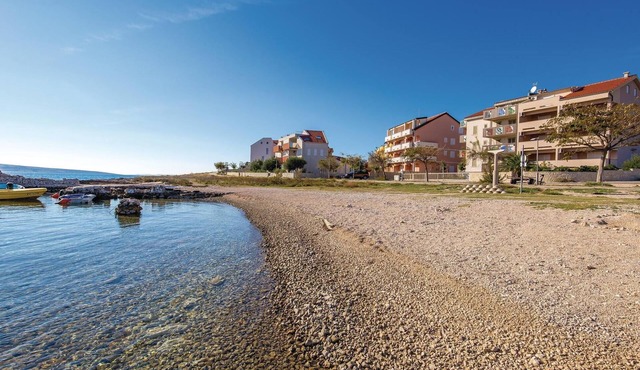 2 bedroom beautiful apartment in Povljana