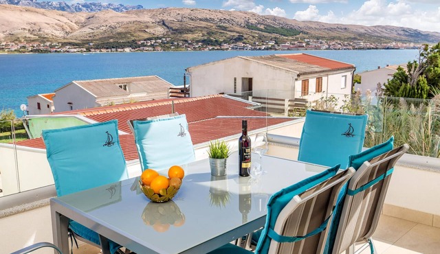 2 bedroom beautiful apartment in Pag