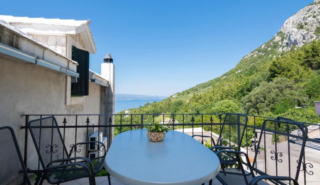 2 bedroom gorgeous home in Baska Voda
