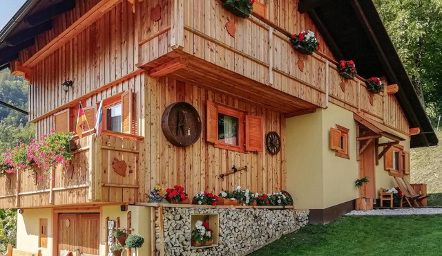 2 bedroom lovely home in Luce in Luce