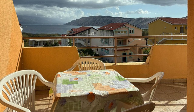 2 bedroom nice apartment in Lopar in Lopar